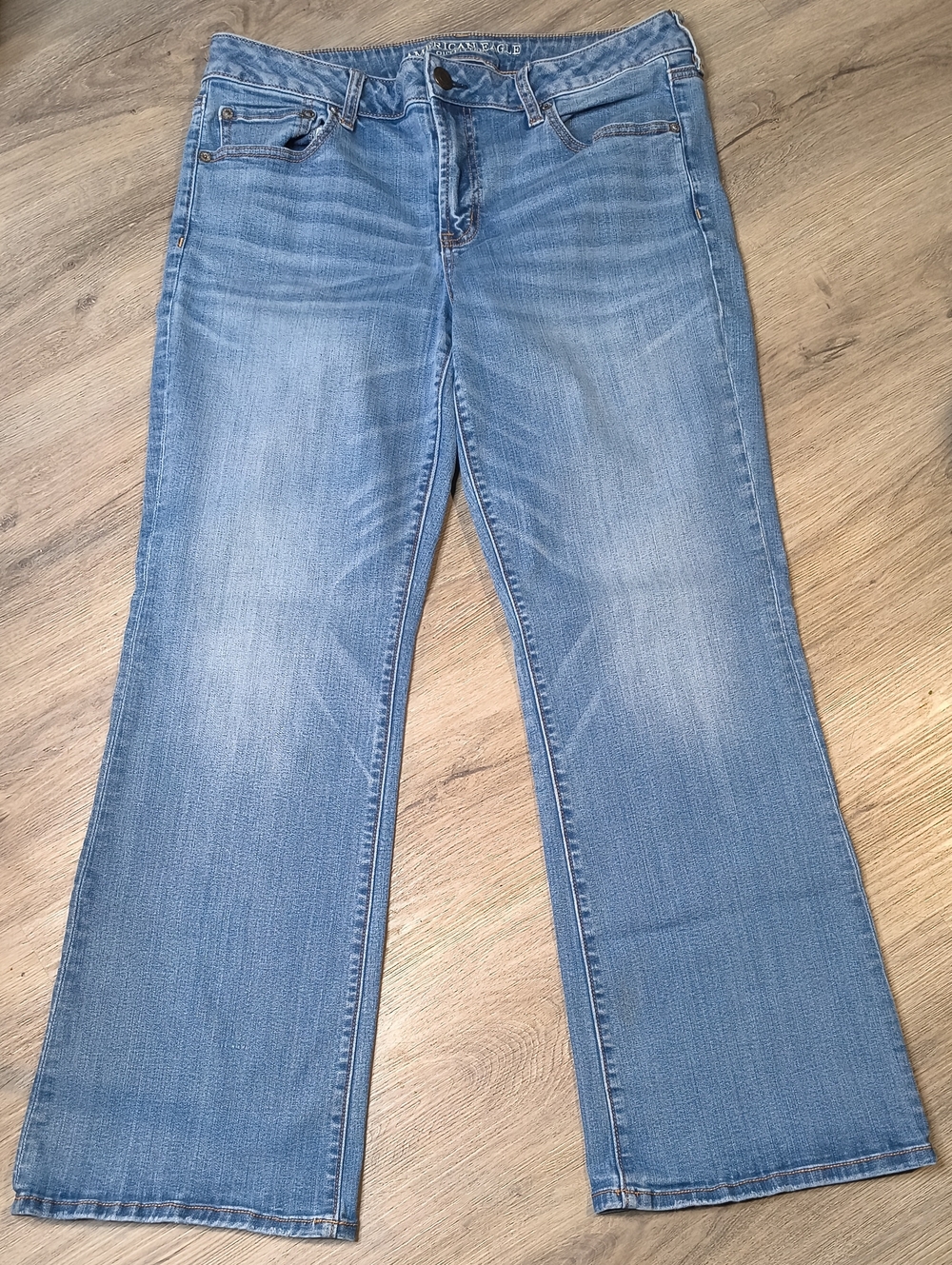 S1164 Favorite Boyfriend w/29" Inseam👖American Eagle Women's Size 16 Jeans
